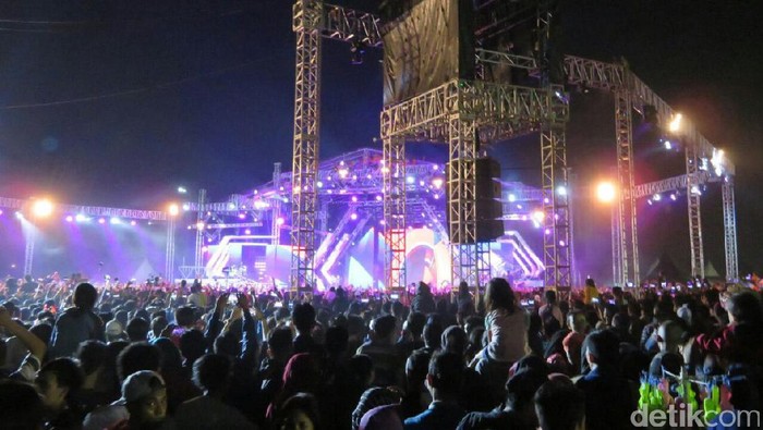 Tahun Baru di Ancol, Polisi Siapkan Ambulans hingga Mobil Tahanan