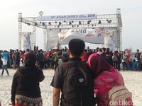 Masyarakat Mulai Padati Ancol Jelang Malam Tahun Baru