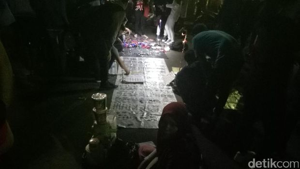 Begini Penuhnya Monas Saat Malam Tahun Baru