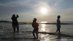 Biar Semangat Tahun 2017, Nikmati Dulu Sunset di Pantai Florida Anyer