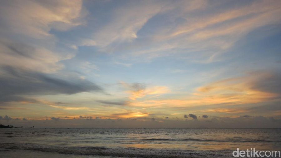 Foto Lihat Lagi Aneka Pantai Di Anyer