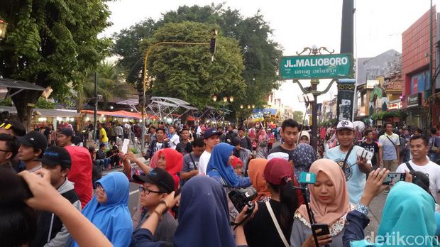  Suasana di Malioboro jelang tahun baru, Sabtu (31/12/2016)