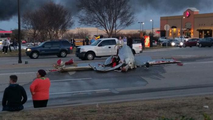 3 Orang Tewas dalam Tabrakan 2 Pesawat Latih di Texas