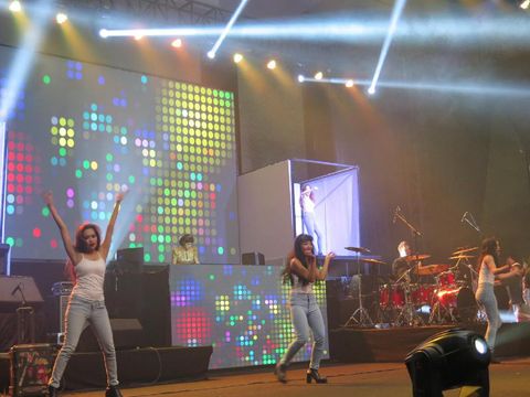 Ganti Tahun Bersama Incognito dan Kla Project, Selamat Datang 2017!