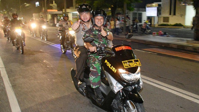 Malam Tahun Baru Aman, Polisi: Terima Kasih Warga Surabaya
