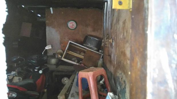 Motor Ini Tetap Utuh Meski Kena Ledakan di Tambora