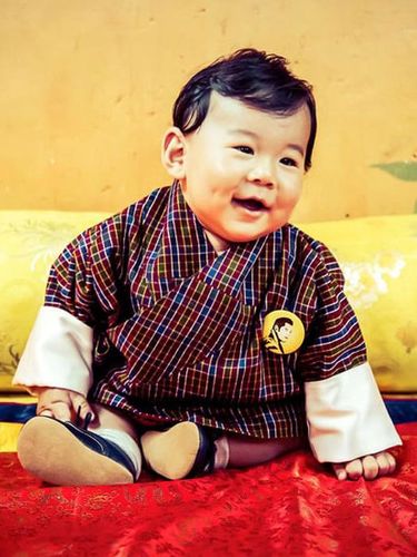 Melihat Anak-anak Keluarga Kerjaan di Dunia yang Menggemaskan