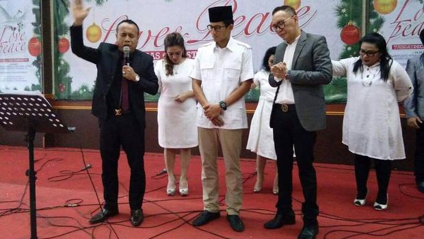 Fotonya dengan Pendeta Viral di Medsos, Ini Penjelasan Sandiaga