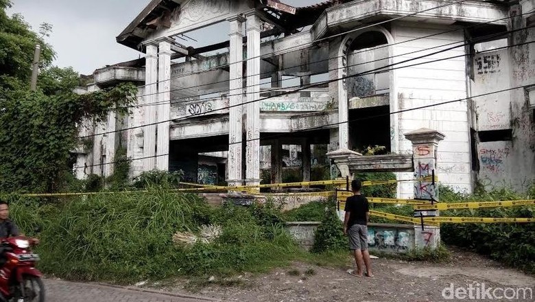 8300 Koleksi Gambar Rumah Hantu Terseram Di Dunia HD Terbaik