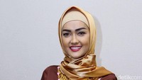 Jupe mengatakan saat umrah nanti ia berdoa mengharapkan kesembuhan atas penyakitnya tersebut. Pool/Ismail/detikFoto.