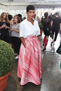 Deena Abdulaziz, Putri Arab Fashionable Editor Vogue Arabia