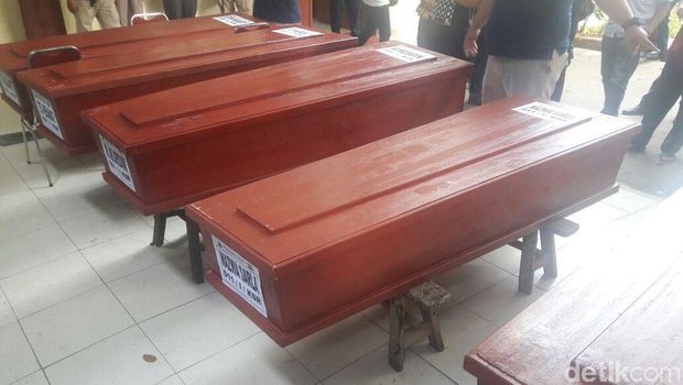 5 Jenazah Diserahkan kepada Keluarga Usai Identifikasi