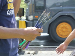 Ricuh Eksekusi Lahan di Denpasar, Polisi Sita Bom Ikan dan Anak Panah