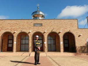Kisah Imam Masjid yang Dibesarkan di Masyarakat Beragam Australia