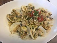 Komunal88: Gurih Empuk <i>Baby Roasted Chicken</i> Buatan <i>Cafe Market</i>