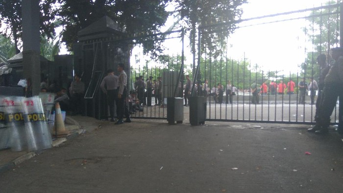 Ada Sidang Ahok, Lalin Sekitar Gedung Kementan Dialihkan