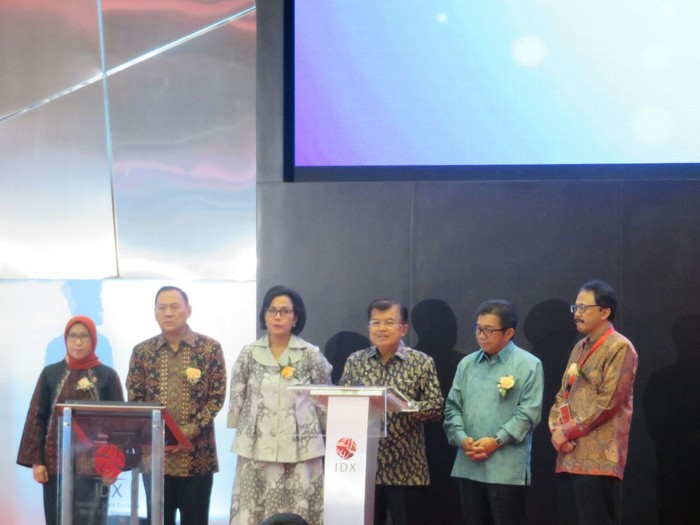 Bursa Saham Awal Tahun Dibuka Turun 6 Poin