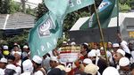 Pro Kontra Massa di Sidang Ahok