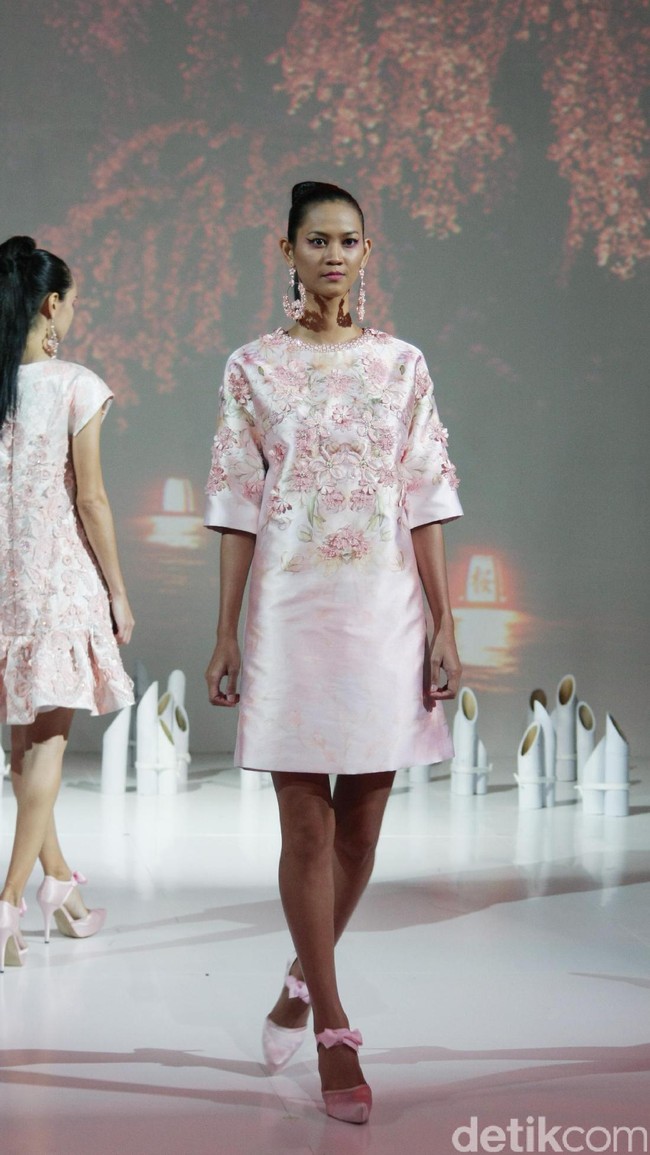 Koleksi Danny Satriadi di IPMI Trend Show 2017. The Hall Lt. 8, Senayan City. Jakarta. [Foto: Mohammad Abduh/Wolipop]