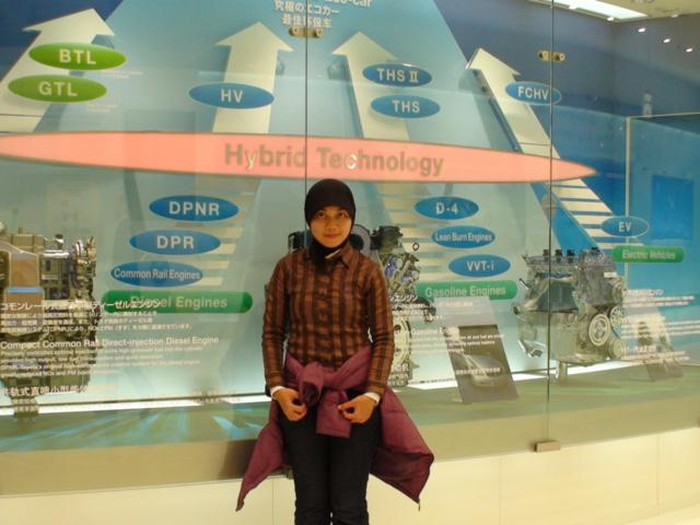 Dr Lydia, Dosen Wanita Pengembang Mobil Listrik