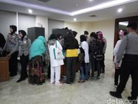Sempat Terjadi Keributan di Depan Pintu Ruang Sidang Ahok