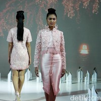 Koleksi Danny Satriadi di IPMI Trend Show 2017. The Hall Lt. 8, Senayan City. Jakarta. [Foto: Mohammad Abduh/Wolipop]