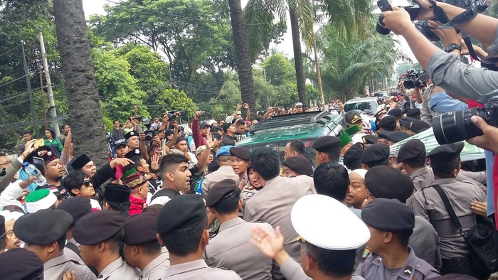 Muncul Ribut Kecil, Polisi Langsung Amankan Situasi dalam 5 Menit