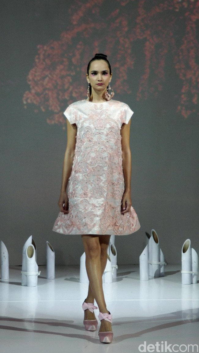 Koleksi Danny Satriadi di IPMI Trend Show 2017. The Hall Lt. 8, Senayan City. Jakarta. [Foto: Mohammad Abduh/Wolipop]