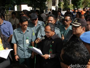Tukang Bongkar Tepergok Curi Emas di Sela Eksekusi Lahan di Denpasar