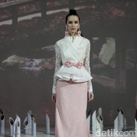 Koleksi Danny Satriadi di IPMI Trend Show 2017. The Hall Lt. 8, Senayan City. Jakarta. [Foto: Mohammad Abduh/Wolipop]