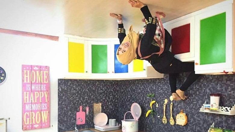 Yang Lagi Hits Di Bandung Upside Down World Yang Lagi Hits Di Bandung Upside Down World