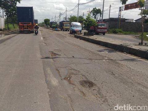 Jalan nasional kembalii rusak