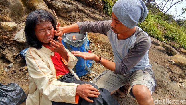 Pendaki Temukan Wanita Setengah Bugil di Gunung  Ciremai