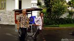 Pedagang Kaki Lima Masuk Istana