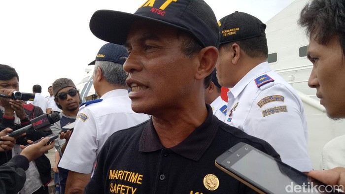 KNKT akan Analisis Sisa Mesin hingga Genset KM Zahro yang Terbakar