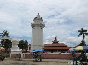 Tentang Kerajaan Banten: Sejarah, Raja, Kejayaan, dan Peninggalan