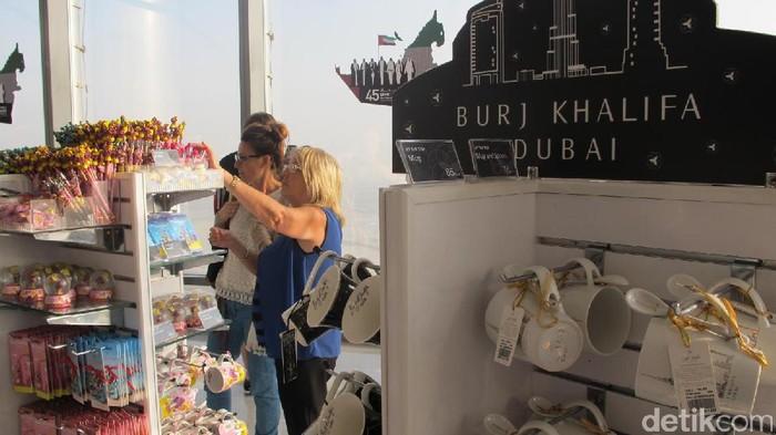 Inikah Toko Suvenir Tertinggi di Dunia?