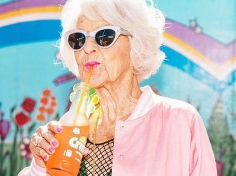 Baddie Winkle, Nenek 88 Tahun Bintang Iklan Kosmetik Urban Decay