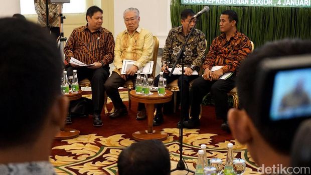 Suasana sidang kabinet paripurna pertama di 2017
