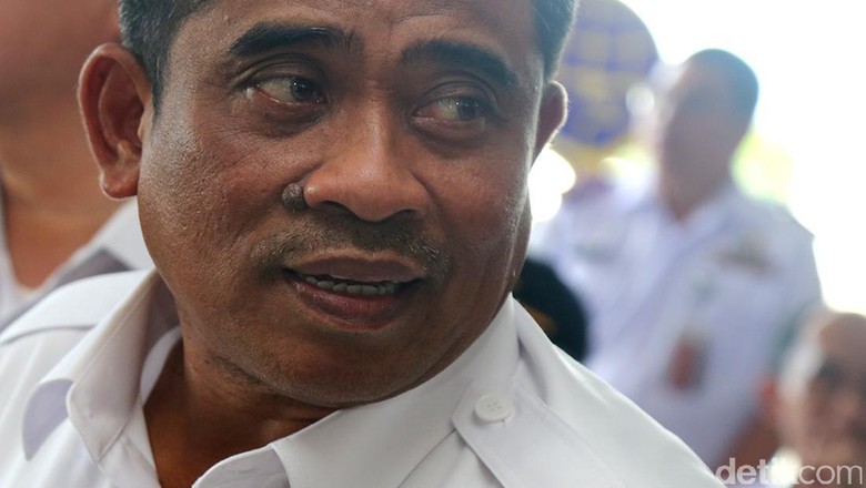 Total 9 Gubernur Terpilih Dilantik Besok, Termasuk Ganjar dan RK Total 9 Gubernur Terpilih Dilantik Besok, Termasuk Ganjar dan RK