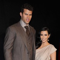 Pernikahan Kim Kardashian dan Kris Humphries melangsungkan pernikahan di Montecito, California, denagn biaya mencapai US$14 juta atau sekitar Rp 227 miliar. Menikah pada 20 Agustus 2011, rumah tangga keduanya hanya bertahan selama 72 hari. Foto: Jamie McCarthy/Getty Images