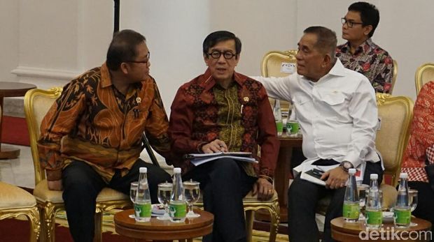 Suasana sidang kabinet pertama di 2017