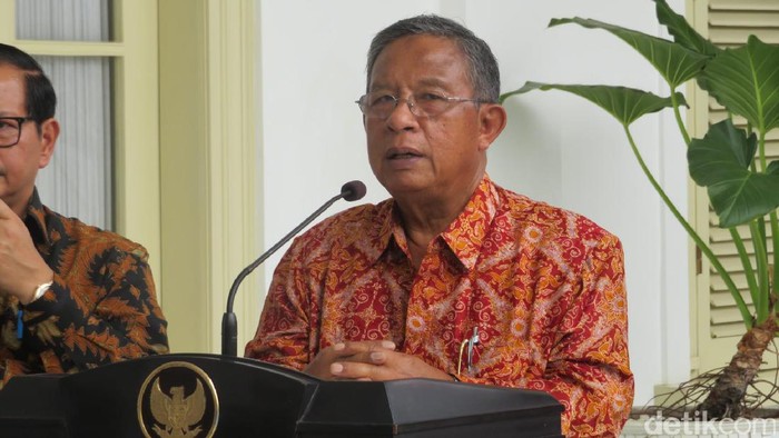 Bagi-bagi Bibit Saja Tak Cukup untuk Kembangkan Perkebunan