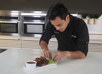 Lewat Bermusik, Chef Steby Justru Temukan Kecintaan pada Kuliner