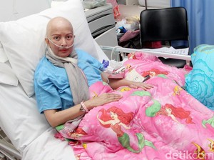 Yana Zein Rela Pisah dengan Anaknya untuk Berobat 4 Bulan di China