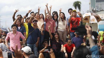 Dari Once Sampai Cathy Sharon Bikin Video Dukung Ahok di Kalijodo
