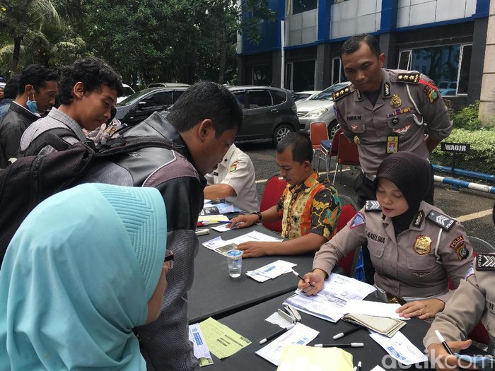 STNK dll Naik, Polisi: Itu Demi Pelayanan Masyarakat Kok