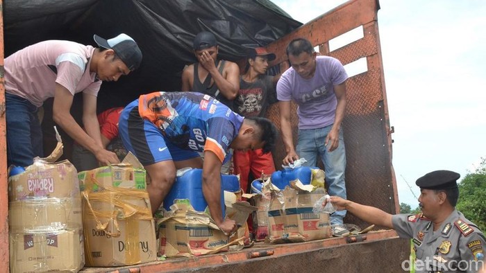 Pengiriman 1.000 Liter Lebih Arak Bali Kualitas Super Digagalkan
