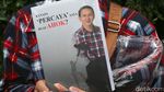 Buku dan Merchandise Ahok Laris Terjual