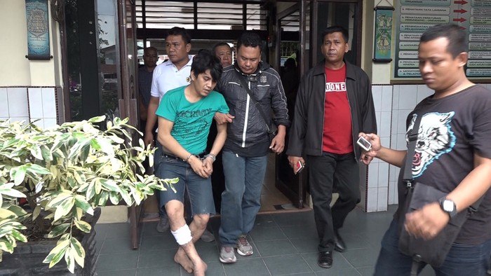Polisi Tembak 1 Tahanan Polsek Percut Sei Tuan Medan yang Kabur